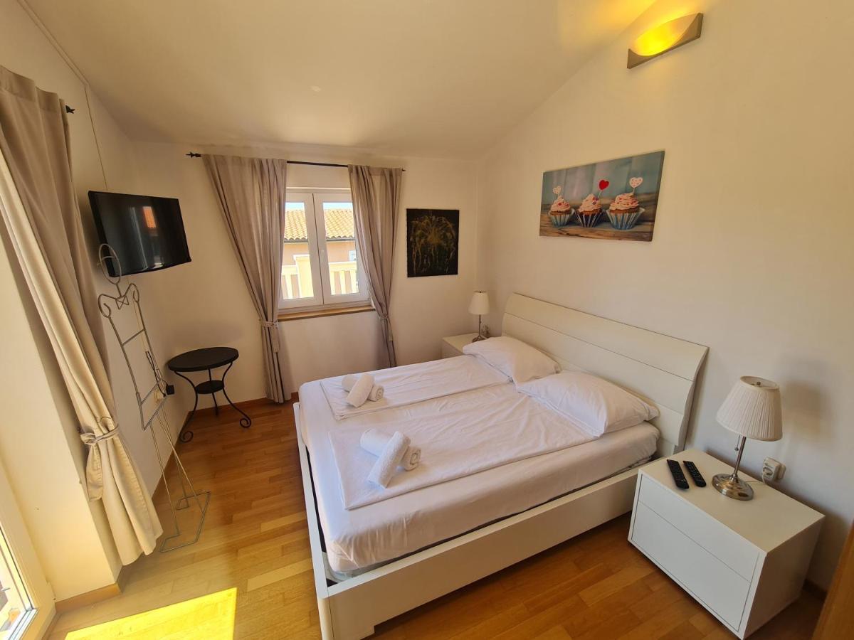 Apartments Kuca Sunce Воднян Екстер'єр фото